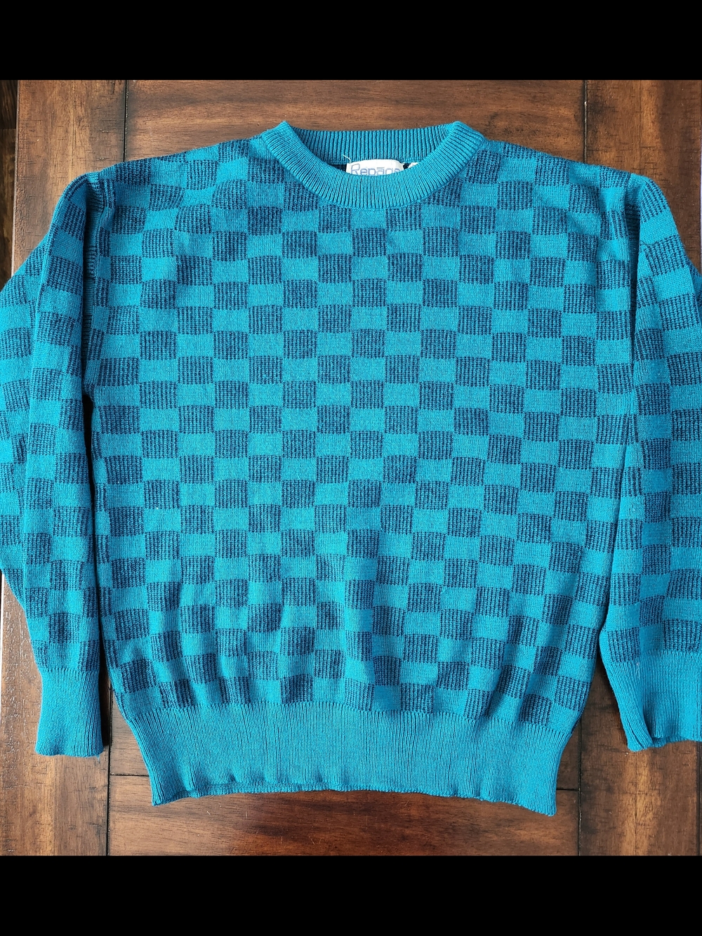 1980s Woman's Vintage Checkered Knit Crewneck Sweater Teal Medium